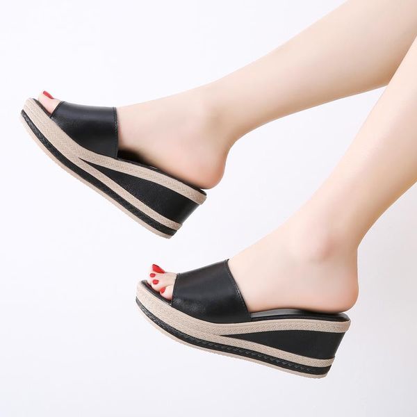 slippers 2021 summer women leather thick sole female platform white straw slides woman wedge flip flop, Black 
slippers 2021 summer women leather thick sole female platform white straw slides woman wedge flip flop, Black