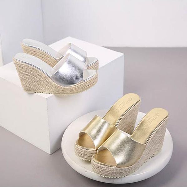 women's genuine leather shoes slippers heels luxury slides on a wedge pantofle platform high designer flat summer 2021 rubber pu, Black
women's genuine leather shoes slippers heels luxury slides on a wedge pantofle platform high designer flat summer 2021 rubber pu, Black