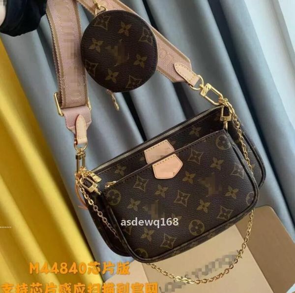 988 gglvlouis
vittonysl
vutton plaid style designer mens wallet women, Red;black
988 gglvlouis
vittonysl
vutton plaid style designer mens wallet women, Red;black