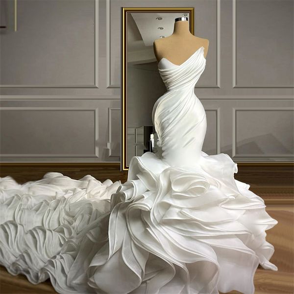 tiered draped long train wedding dresses saudi arabia 2022 robe de mariee turkish couture dubai strapless bridal gowns kaftans, White
tiered draped long train wedding dresses saudi arabia 2022 robe de mariee turkish couture dubai strapless bridal gowns kaftans, White