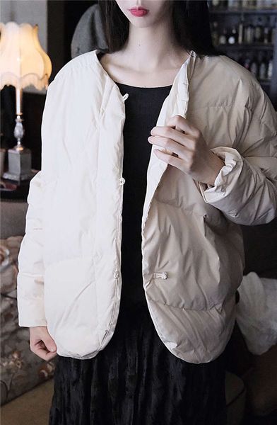 make an arc fog island in winter, two-color women's buckle down jacket, white duck short cotton jacket, Black
make an arc fog island in winter, two-color women's buckle down jacket, white duck short cotton jacket, Black