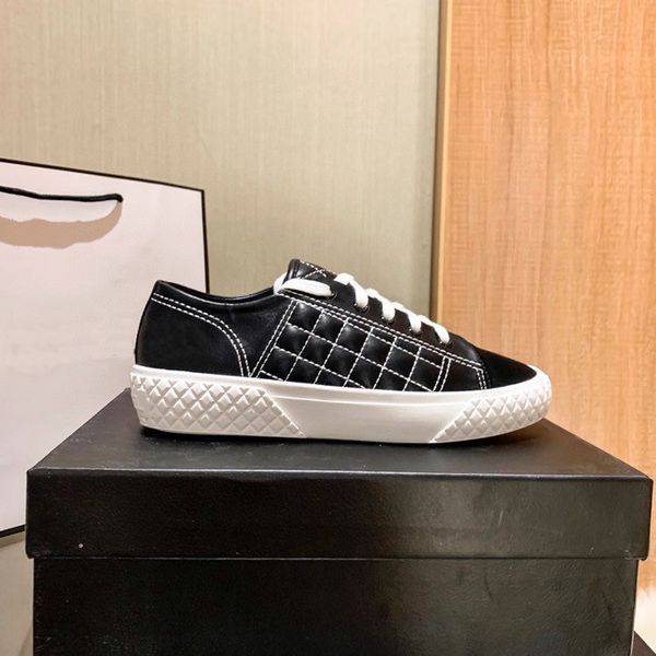 designer women casual shoes platform shadow womens sneakers fashion genuine leather white black lingge outdoor trainer jogging walking
designer women casual shoes platform shadow womens sneakers fashion genuine leather white black lingge outdoor trainer jogging walking