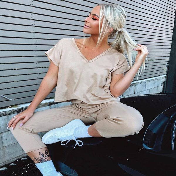 oufiusn summer v neck women's two piece set casual solid short sleeve crop long pants tracksuit ladies two piece sets 210423, White
oufiusn summer v neck women's two piece set casual solid short sleeve crop long pants tracksuit ladies two piece sets 210423, White