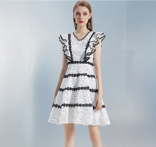 women summerromantic vintage victorian temperament white v-neck lace embroidery dresses ruffles mid casual dress 210514, Black;gray
women summerromantic vintage victorian temperament white v-neck lace embroidery dresses ruffles mid casual dress 210514, Black;gray