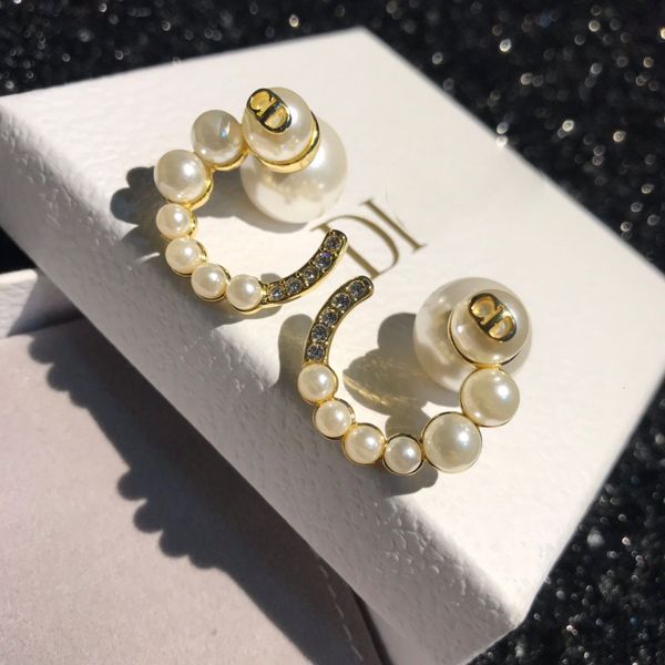 d family new letter pearl earrings female dijia high version zircon personalized 2021 fashion girl, Golden
d family new letter pearl earrings female dijia high version zircon personalized 2021 fashion girl, Golden