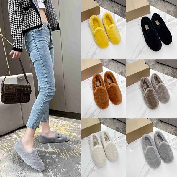 2021 designer high-quality winter women's beanie shoes casual flat-bottomed warmth fashion luxury classic size 35-40, Black
2021 designer high-quality winter women's beanie shoes casual flat-bottomed warmth fashion luxury classic size 35-40, Black