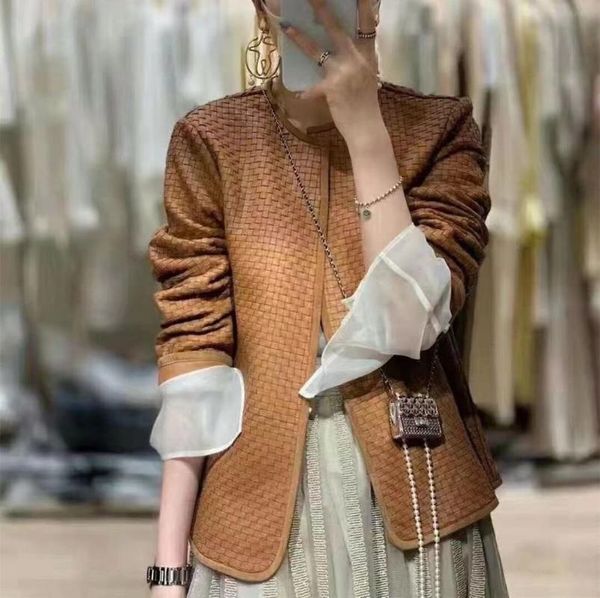 women's jackets 2021 european short sheepskin leather clothes star's same woven round neck cardigan coat, Black;brown
women's jackets 2021 european short sheepskin leather clothes star's same woven round neck cardigan coat, Black;brown