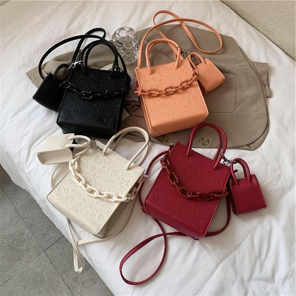 western-style celebrity small bag female 2021 tote and messenger printed trendy portable new summer spring fashion net gvcli
western-style celebrity small bag female 2021 tote and messenger printed trendy portable new summer spring fashion net gvcli