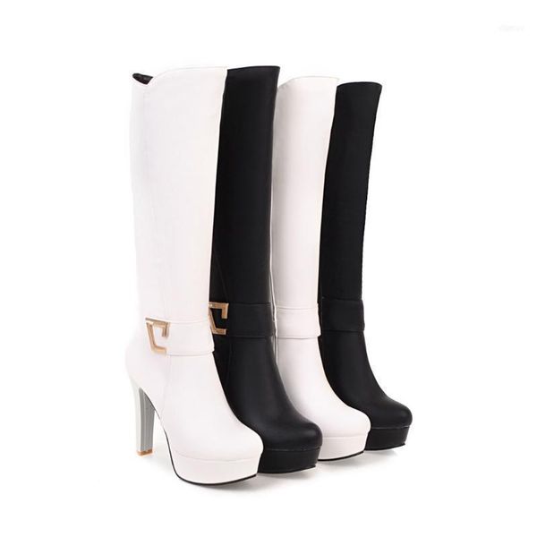 boots goxpacer autumn women leather buckle shoes metal decoration fashion round toe thin heels platform 2021 11, Black
boots goxpacer autumn women leather buckle shoes metal decoration fashion round toe thin heels platform 2021 11, Black