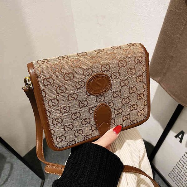2022 latest handbag factory store on women's autumn single shoulder messenger chaohan printed style texture rhombic lattice versatile
2022 latest handbag factory store on women's autumn single shoulder messenger chaohan printed style texture rhombic lattice versatile