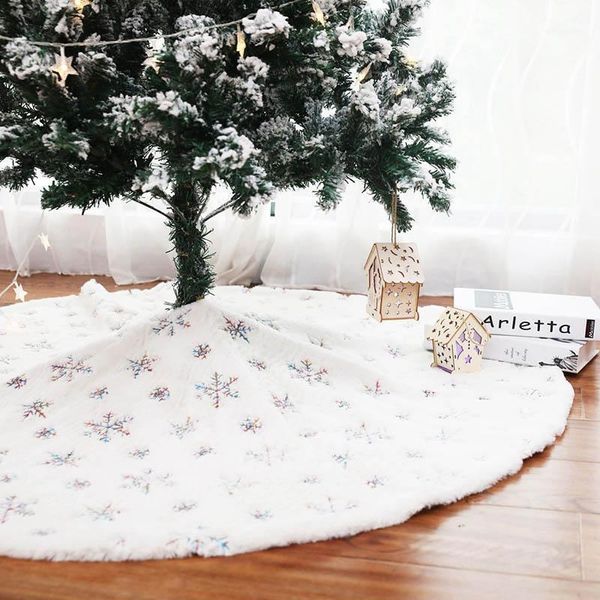 christmas decorations 90cm 122cm beautiful white tree skirt with embroidery snowflake decoration for home happy year 20211
christmas decorations 90cm 122cm beautiful white tree skirt with embroidery snowflake decoration for home happy year 20211