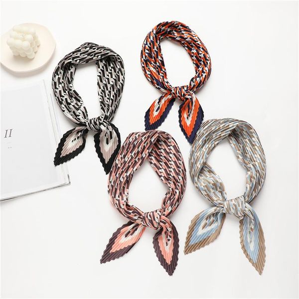 scarves elegant crinkle print satin shawl square silk scarf for women hair band foulard hijab neckerchief female head wraps bandana 2021, Blue;gray
scarves elegant crinkle print satin shawl square silk scarf for women hair band foulard hijab neckerchief female head wraps bandana 2021, Blue;gray