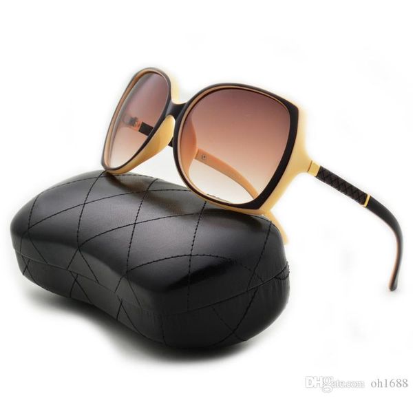 luxury sunglasses ladies retro brand designer driving beach fashion glasses mirror box and frame, White;black
luxury sunglasses ladies retro brand designer driving beach fashion glasses mirror box and frame, White;black