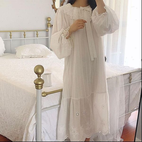 palace style dress vintage princess womens sleepwears sleepshirts.lolita lace bow nightgowns.victorian nightdress ruffles lounge sleepwear, Black;red
palace style dress vintage princess womens sleepwears sleepshirts.lolita lace bow nightgowns.victorian nightdress ruffles lounge sleepwear, Black;red