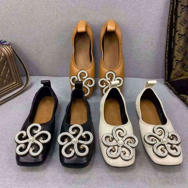 70% off wholesale sandals flip-flops vallu spring and autumn new leather upper, outsole fashion buckle all-match soft-soled lok fu dancing s, Black
70% off wholesale sandals flip-flops vallu spring and autumn new leather upper, outsole fashion buckle all-match soft-soled lok fu dancing s, Black
