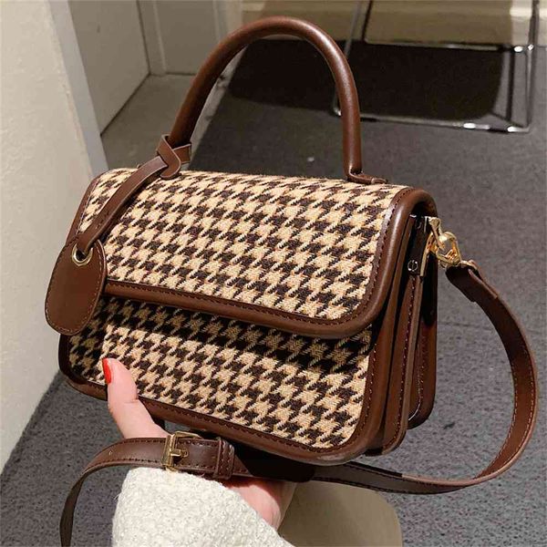 80% off outlet store autumn and winter small bag women's new high-grade hand texture thousand bird lattice square bag messenger factory, Black;red
80% off outlet store autumn and winter small bag women's new high-grade hand texture thousand bird lattice square bag messenger factory, Black;red