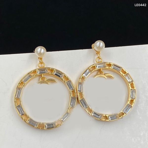 fashion womens earrings ear stud earring 18k gold plated crystal pearl jewelry lady designers wedding lovers gift, Golden;silver
fashion womens earrings ear stud earring 18k gold plated crystal pearl jewelry lady designers wedding lovers gift, Golden;silver