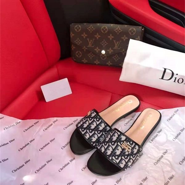 official website 70% off outlet indoor household magic button bread shoes summer new slippers for women, Black
official website 70% off outlet indoor household magic button bread shoes summer new slippers for women, Black