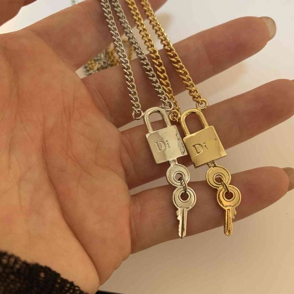 christian/dio necklace d family medieval series lock key autumn and winter personality clavicle simple metal chain female, Red;brown
christian/dio necklace d family medieval series lock key autumn and winter personality clavicle simple metal chain female, Red;brown