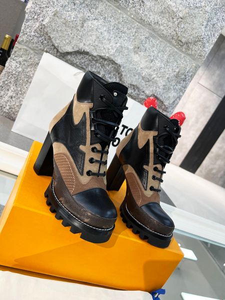 2021 women leather star trail boots zipper letter flower printed designer lady canvas lace chunky heel tread rubber outsole ankle boot, Black
2021 women leather star trail boots zipper letter flower printed designer lady canvas lace chunky heel tread rubber outsole ankle boot, Black