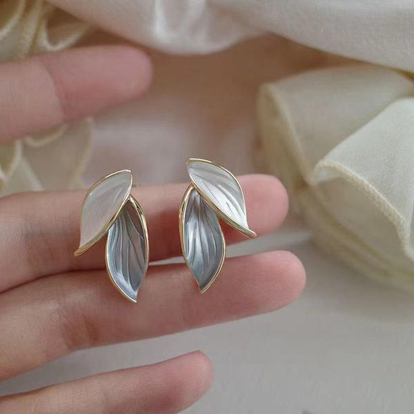 dangle & chandelier 2021 ladies trend leaf earrings simple ins without hole ear clip fashion jewelry wholesale, Silver
dangle & chandelier 2021 ladies trend leaf earrings simple ins without hole ear clip fashion jewelry wholesale, Silver