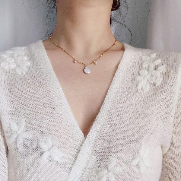 baroque style irregular pearl pendant necklace elegant women's wedding gold clavicle chain choker ladies party jewelry necklaces, Silver
baroque style irregular pearl pendant necklace elegant women's wedding gold clavicle chain choker ladies party jewelry necklaces, Silver