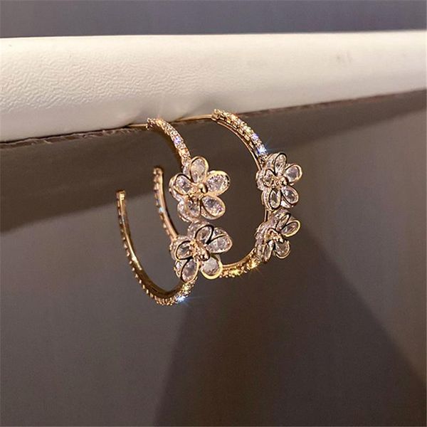 hoop & huggie fyuan small golden flower earrings geometric zircon crystal for women statement jewelry, Golden;silver
hoop & huggie fyuan small golden flower earrings geometric zircon crystal for women statement jewelry, Golden;silver