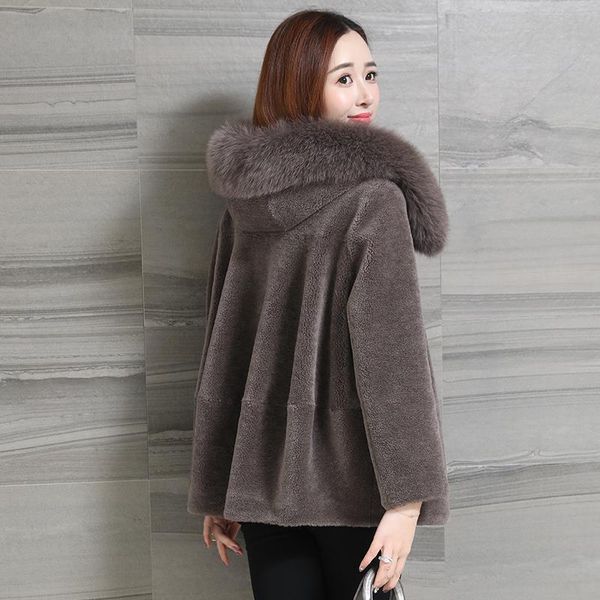 women's fur & faux 2021 women winter elegant sheep shearing coat female hooded zipper granular wool outerwear lady casual solid jakcet, Black
women's fur & faux 2021 women winter elegant sheep shearing coat female hooded zipper granular wool outerwear lady casual solid jakcet, Black