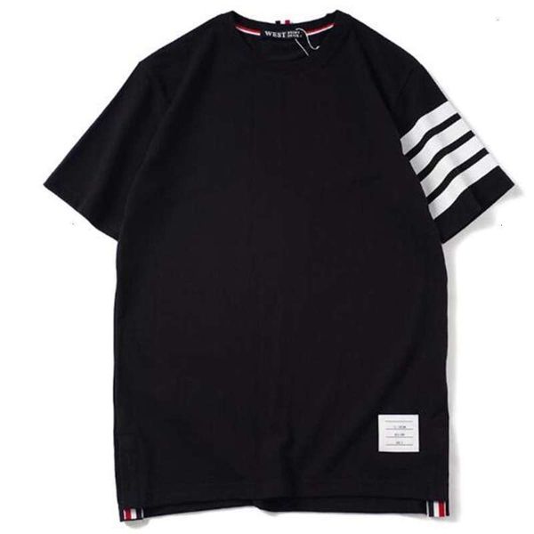 new european tide american brand men's loose cotton bead tb models 4 bars printed short-sleeved t-shirt men and women couples students, White;black
new european tide american brand men's loose cotton bead tb models 4 bars printed short-sleeved t-shirt men and women couples students, White;black