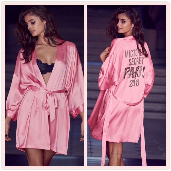 bathrobe party pajamas woman xia zhong long weimi show spring and autumn nightgown liu wen xi mengyao same star
bathrobe party pajamas woman xia zhong long weimi show spring and autumn nightgown liu wen xi mengyao same star