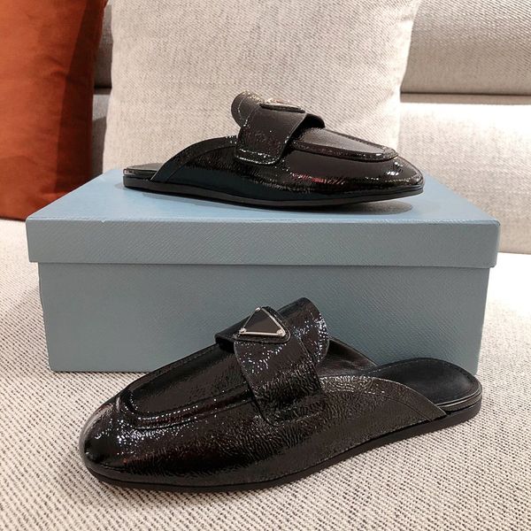 2021ss designer women sandals with original box dust bag shoes slides leather slide spring summer wide flat sandals slipper, Black
2021ss designer women sandals with original box dust bag shoes slides leather slide spring summer wide flat sandals slipper, Black