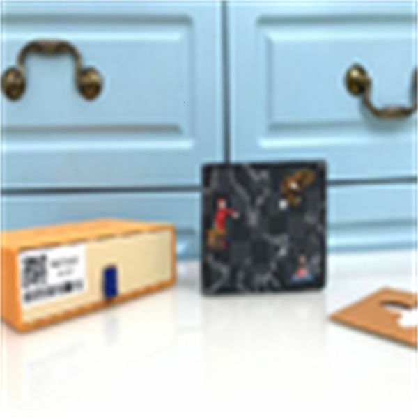 phone brand designer pouches luxury n62663 card fashion short key wallet real cases leather compact long holders wallets chain wallet purse, Red;black
phone brand designer pouches luxury n62663 card fashion short key wallet real cases leather compact long holders wallets chain wallet purse, Red;black