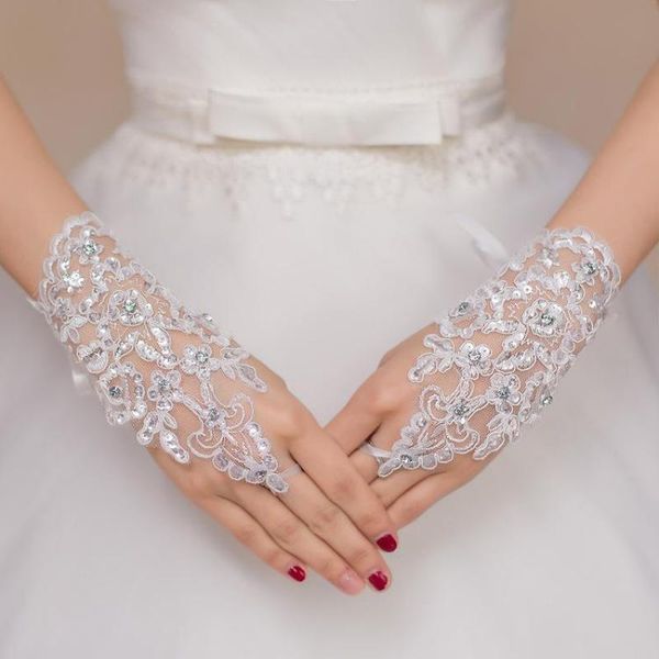 bridal gloves fashion white/red elegant short wedding lace beaded fingerless bride guantes de novia accessories
bridal gloves fashion white/red elegant short wedding lace beaded fingerless bride guantes de novia accessories
