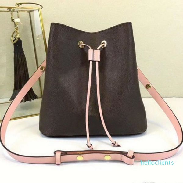 quality ladies bucket bag luxurys designers 2021 women crossbody handbag fashion handbags mother shoulder bags letter totes thread wallet
quality ladies bucket bag luxurys designers 2021 women crossbody handbag fashion handbags mother shoulder bags letter totes thread wallet