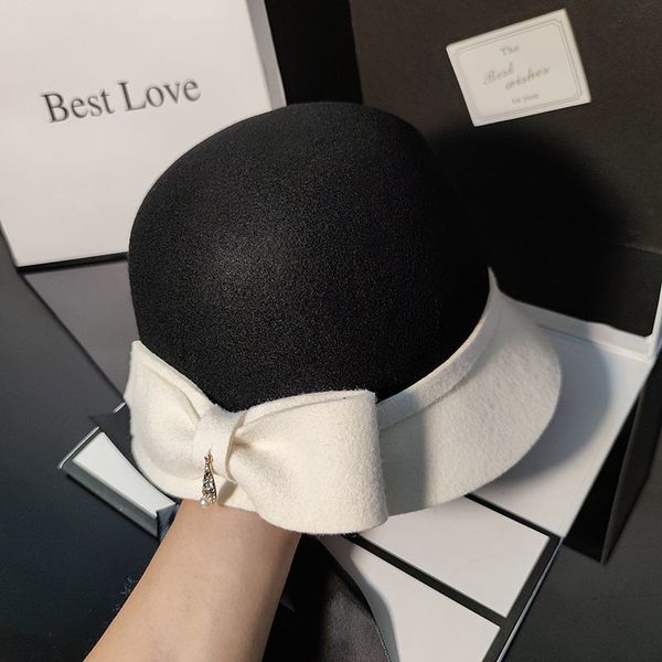 luxury stingy brim hats french small fragrance wool hat women's fashion winter new bow flash diamond retro small basin hat, Blue;gray
luxury stingy brim hats french small fragrance wool hat women's fashion winter new bow flash diamond retro small basin hat, Blue;gray