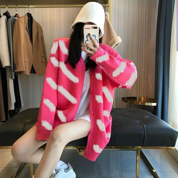 22ss women fashion knited cardigan sweater vneck long sleeve letter print outerwear jacket coats, White;black
22ss women fashion knited cardigan sweater vneck long sleeve letter print outerwear jacket coats, White;black