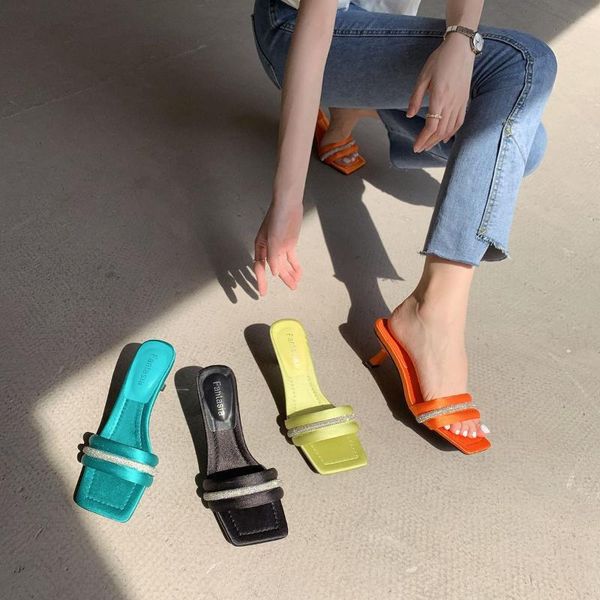 slippers brand women slipper fashion chain sandal shoes square low heel ladies summer outdoor beach flip flops, Black
slippers brand women slipper fashion chain sandal shoes square low heel ladies summer outdoor beach flip flops, Black