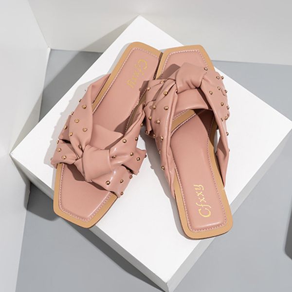 women's slippers rivet woven personality dign upper 2021 summer flat-bottomed female sandals sandy beach woman sho, Black
women's slippers rivet woven personality dign upper 2021 summer flat-bottomed female sandals sandy beach woman sho, Black