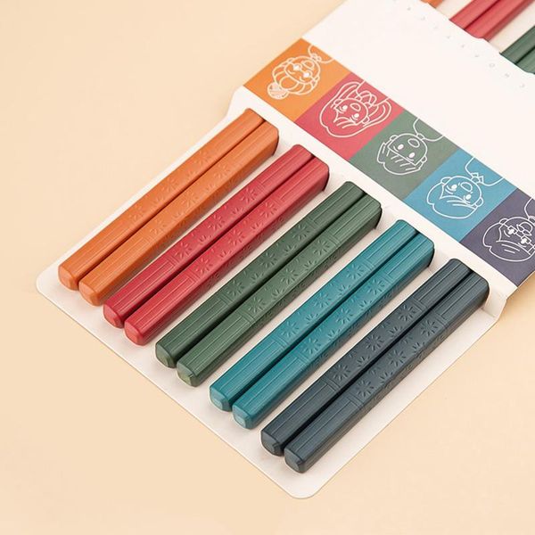 chopsticks 5pairs chinese 5 colors non-slip japanese sushi for eating metal sticks heat resistant household tableware
chopsticks 5pairs chinese 5 colors non-slip japanese sushi for eating metal sticks heat resistant household tableware