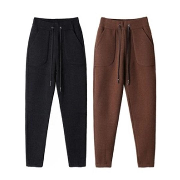 women's pants & capris winter warm women woolen harem 2021 autumn thick drawstring elastic waist loose sweatpants wool nine trousers, Black;white
women's pants & capris winter warm women woolen harem 2021 autumn thick drawstring elastic waist loose sweatpants wool nine trousers, Black;white