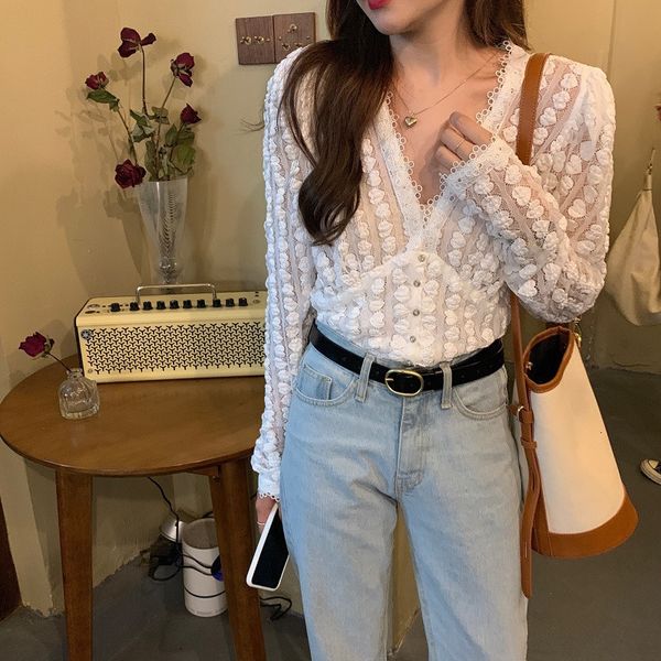 blouses hook flower v-neck french style solid women blouses gentle lace micro-penetration elegance female shirts, White
blouses hook flower v-neck french style solid women blouses gentle lace micro-penetration elegance female shirts, White