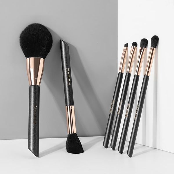 makeup brushes maange brush set 6pcs premium cosmetic tool with bag wooden handle microcrystalline kit maquiagem 
makeup brushes maange brush set 6pcs premium cosmetic tool with bag wooden handle microcrystalline kit maquiagem