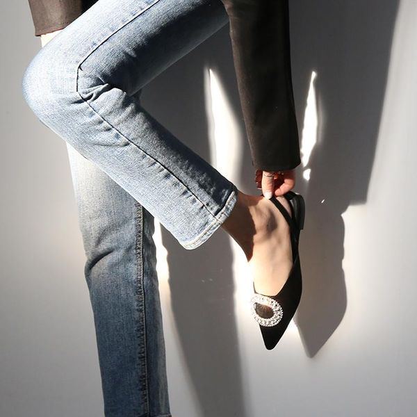 sandals buckle head half slippers female spring and summer pointed lazy flat women, Black
sandals buckle head half slippers female spring and summer pointed lazy flat women, Black