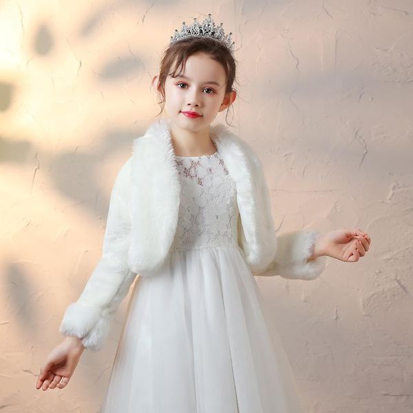 jackets girls winter big faux fur collar short coats princess ivory white bolero shrug children thick warm wrap holy wedding party capes, Blue;gray
jackets girls winter big faux fur collar short coats princess ivory white bolero shrug children thick warm wrap holy wedding party capes, Blue;gray