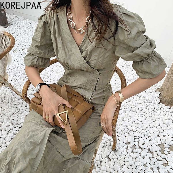 korejpaa women dress summer korean chic french retro v-neck pleated buckle waist flared sleeve fishtail vestidos 210526, Black;gray
korejpaa women dress summer korean chic french retro v-neck pleated buckle waist flared sleeve fishtail vestidos 210526, Black;gray