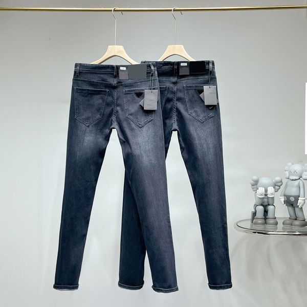 2021 spring new mens designer jeans retro casual pants OEM embroidery pullover three-color Alphabet embroidery waist 3D cropping Elastic sof, Blue
2021 spring new mens designer jeans retro casual pants OEM embroidery pullover three-color Alphabet embroidery waist 3D cropping Elastic sof, Blue