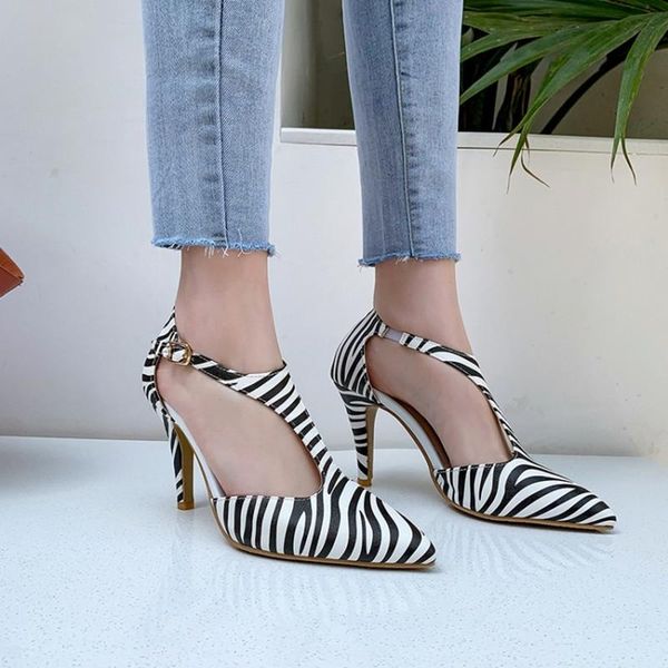 ochanmeb large size 45 46 women zebra print high heels shoes retro t-strap ankle buckled leopard shoe woman two-piece style pump dress, Black
ochanmeb large size 45 46 women zebra print high heels shoes retro t-strap ankle buckled leopard shoe woman two-piece style pump dress, Black