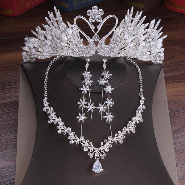 wedding jewelry sets selling crown necklace earrings women bridal headdress accessories wholesale, Slivery;golden
wedding jewelry sets selling crown necklace earrings women bridal headdress accessories wholesale, Slivery;golden