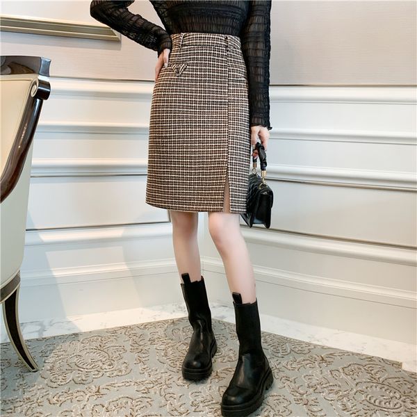 new vintage plaid womens skirts autumn pencil long female warm thick mujer women winter high waist skirt girls midi pleated 210420, Black
new vintage plaid womens skirts autumn pencil long female warm thick mujer women winter high waist skirt girls midi pleated 210420, Black