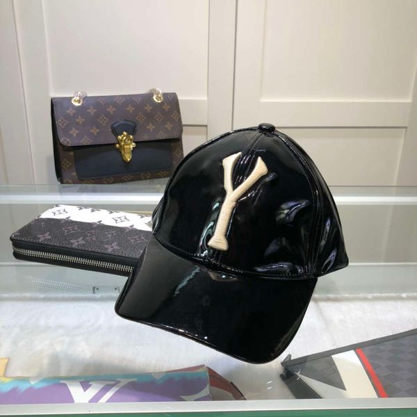 Popular fashion brand summer new shiny patent leather cap high-profile all-match baseball, Blue;gray
Popular fashion brand summer new shiny patent leather cap high-profile all-match baseball, Blue;gray